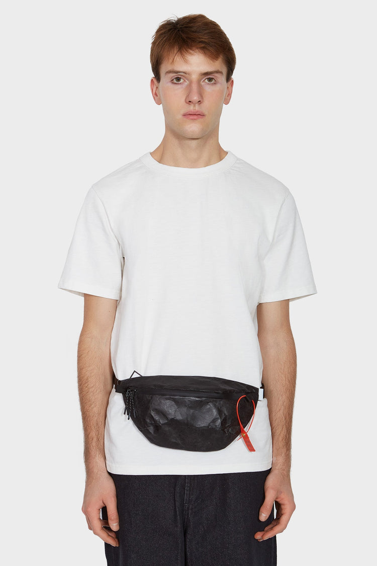 SHIBUYA Tyvek® Belt bag graphite