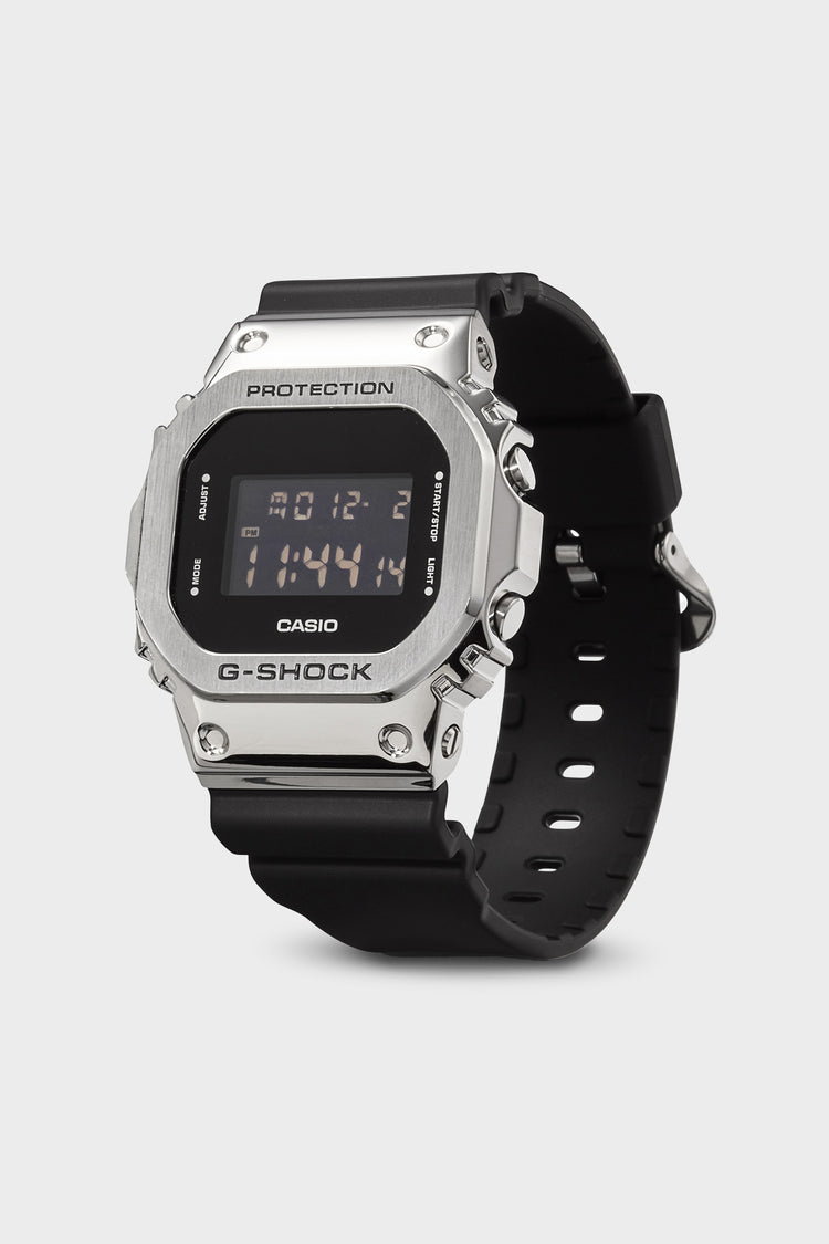 GM-5600-1ER Men`s watch silver